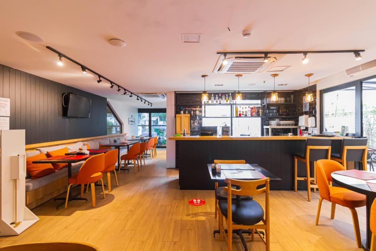 Flat - Rua Bela Cintra Otel Sao Paulo Dış mekan fotoğraf