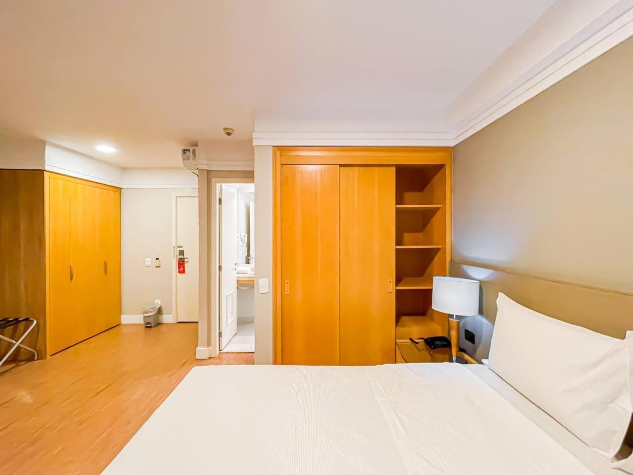 Flat - Rua Bela Cintra Otel Sao Paulo Dış mekan fotoğraf